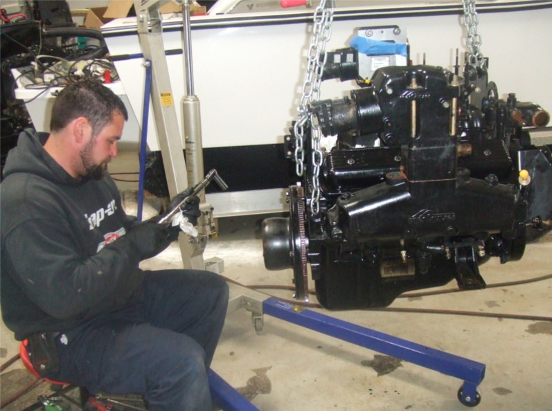 Boat Repairs in Arrow Marine, Fox Lake, Illinois